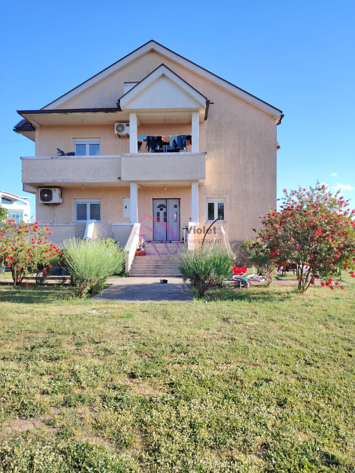 WhatsApp Image 2026-05-14 at 18.03.18 Spacious Family House on a Large Plot with Additional Development Potential