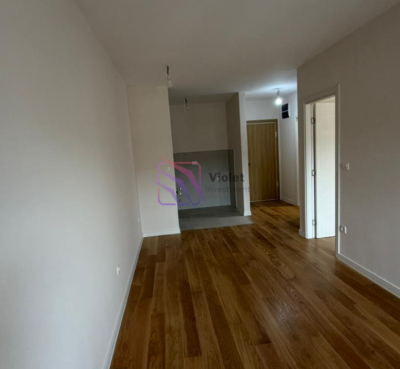 Central Point apartment for sale Podgorica, one bedroom apartment Zetagradnja 40m2, furnished apartment Podgorica investment, apartment near university Podgorica, Central Point real estate Montenegro,violet investment