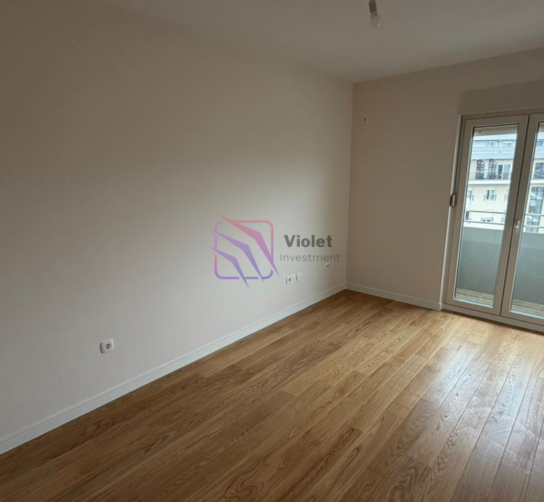 Central Point apartment for sale Podgorica, one bedroom apartment Zetagradnja 40m2, furnished apartment Podgorica investment, apartment near university Podgorica, Central Point real estate Montenegro,violet investment