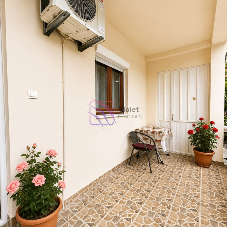 family house for sale Podgorica Murtovina, furnished house Podgorica 4 bedroom, house with additional workspace Montenegro, legalized family home Podgorica, real estate Murtovina Podgorica for sale,violet investment