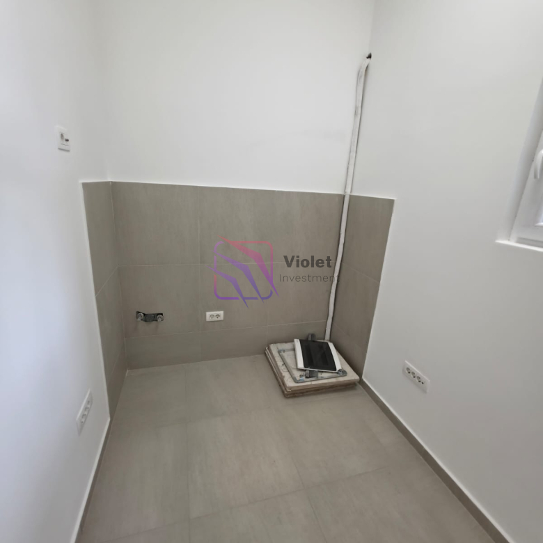 Office Space Fo Rent, 115m², Blok 9, Podgorica