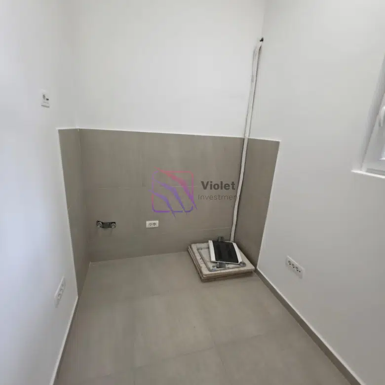 Office Space Fo Rent, 115m², Blok 9, Podgorica
