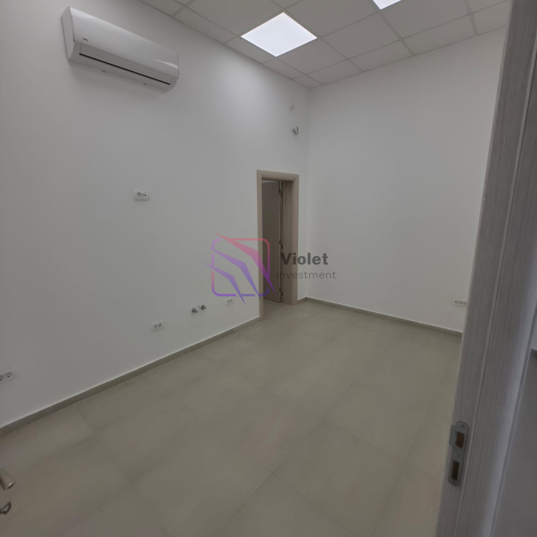 Office Space Fo Rent, 115m², Blok 9, Podgorica