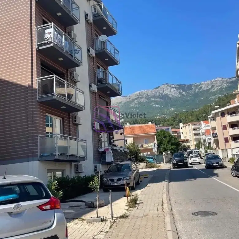 one bedroom apartment Budva 43m2 for sale, furnished apartment Budva investment, apartment near HDL Budva Montenegro, ready to move apartment Budva, Montenegro real estate one bedroom apartment,violet investment,budva