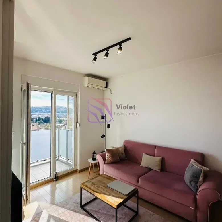 one bedroom apartment City Kvart Podgorica 44m2, apartment near Big Fashion Podgorica for sale, furnished apartment Podgorica City Kvart investment, Podgorica real estate high rental yield property, Montenegro apartment City Kvart for sale,violet investment