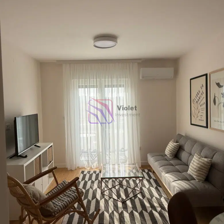 One-Bedroom Apartment for Rent in Pobrežje | 39m² | Fully Furnished