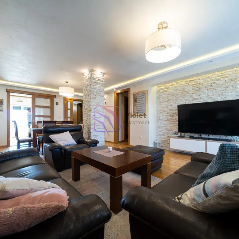 Three Bedroom Apartment İn House For Rent,1.maj,Podgorica