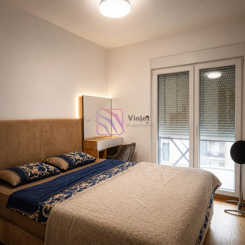 One-Bedroom Apartment with Garage Parking in New City
