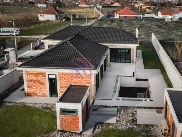 FOR SALE – Modern Luxury Villa, 259 m², Donji Kokoti, Podgorica