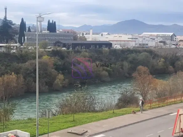 three bedroom apartment Podgorica, apartment for sale Morača river, river view apartment Podgorica, apartment for sale 1 Maj Podgorica, family apartment Podgorica 91m2, luxury apartment Podgorica riverfront, investment property Podgorica, apartment with river view Montenegro, real estate Podgorica center, modern apartment Podgorica,violet investment