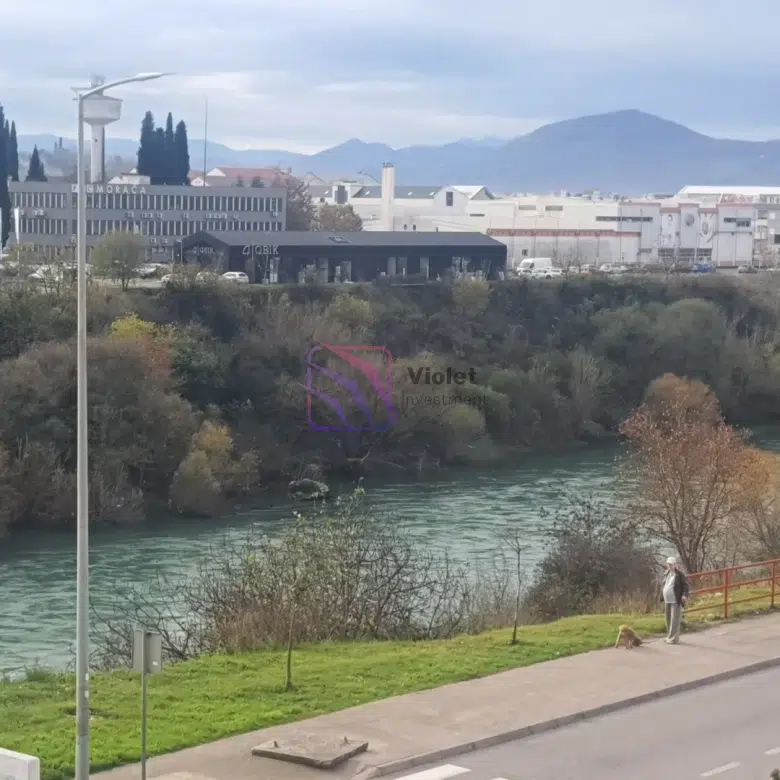 three bedroom apartment Podgorica, apartment for sale Morača river, river view apartment Podgorica, apartment for sale 1 Maj Podgorica, family apartment Podgorica 91m2, luxury apartment Podgorica riverfront, investment property Podgorica, apartment with river view Montenegro, real estate Podgorica center, modern apartment Podgorica,violet investment