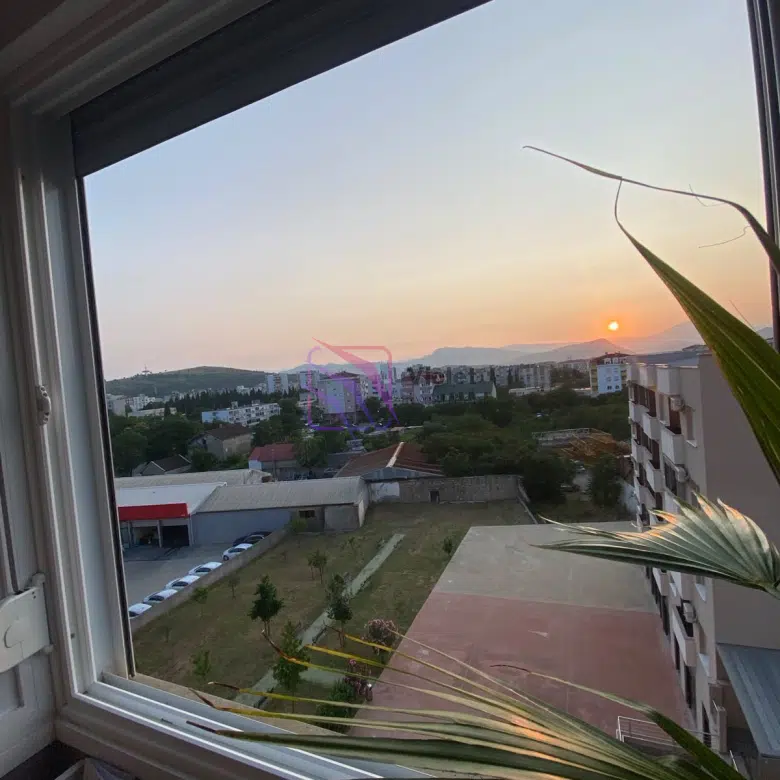 Fully Furnished Apartment with Garage for Rent – Pobrežje, Podgorica