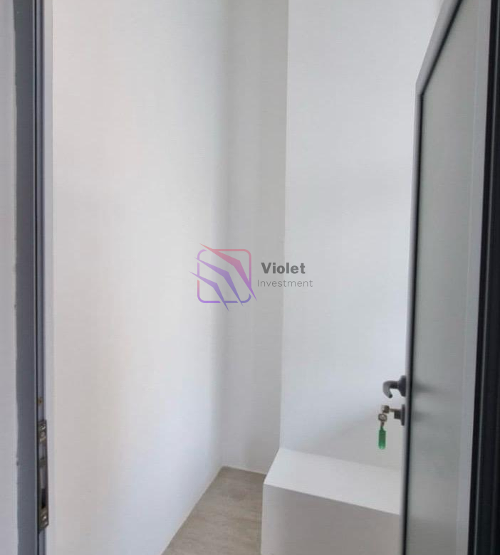 Micro Commercial Space for Rent – Central Point, Podgorica