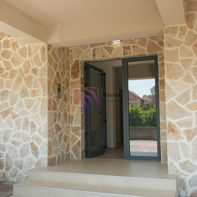 Luxury One-Bedroom Apartment for Rent – Nova Dalmatinska, Podgorica