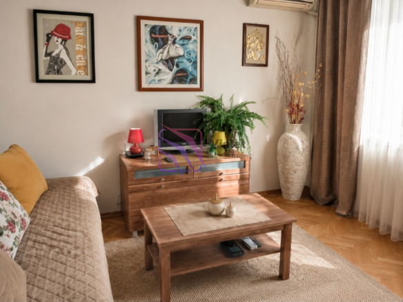 studio apartment for sale Podgorica, Gintaš apartment for sale, studio apartment Gintaš, apartment near Ramada Podgorica, apartment near Mall of Montenegro, renovated studio Podgorica, furnished apartment Podgorica, affordable apartment Podgorica, investment property Podgorica, studio apartment Montenegro, buy studio Podgorica, apartment with elevator Podgorica, city center apartment Podgorica, Podgorica real estate, Montenegro property for sale, apartment near bus station Podgorica, rental investment Podgorica, studio for sale Montenegro, Violet Investment Podgorica, Gintaš real estate,violet investment