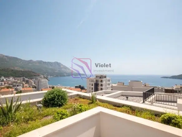 Luxury Two-Bedroom Sea View Apartment for Sale 109 m² Vuelo Sobre Residences, Bečići