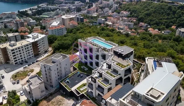 Luxury Two-Bedroom Sea View Apartment for Sale 109 m² Vuelo Sobre Residences, Bečići