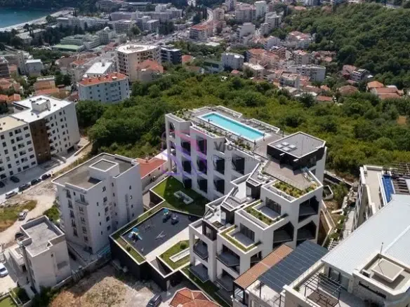 Luxury One-Bedroom Apartment for Sale 59 m² Vuelo Sobre Residences, Bečići