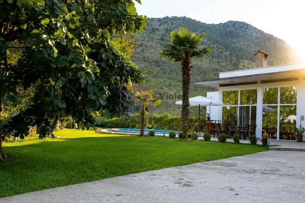 d307105e-fbbb-4074-8a1c-5bb897140db1-lg Luxury House for Rent | 250 m² | 3,500 m² Land | Tološi, Podgorica